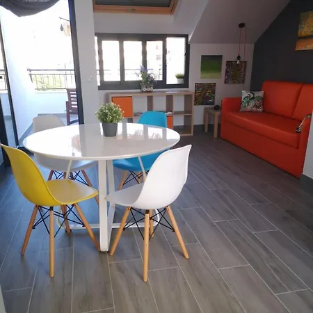 アパートホテル Bnbook Medea 3*