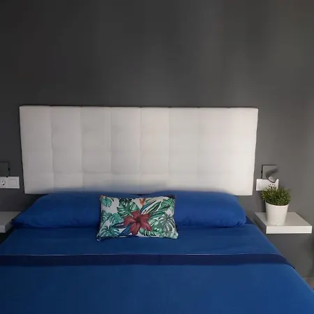 Bnbook Medea Aparthotel *